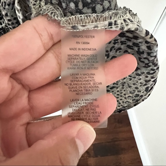 3 for $15 Milano Leopard Print Peplum Top - Picture 9 of 9